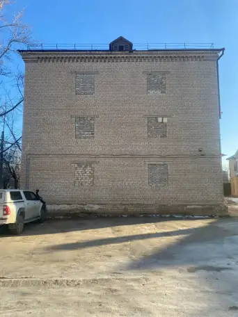 Продам отдельно стоящее 3х этажное здание общей площадью 1405 кв. м, фотография 1