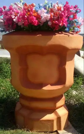 Продажа вазонов , скульптур, фотография 4