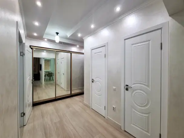 Очень уютная квартира рядом с посольством США, Жолдасбекова 18, фотография 4