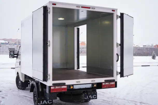 Завод изготовитель предлагает Вашему вниманию изотермические фургоны , рефрижераторы и спец технику, фотография 3
