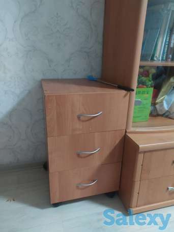 Продается диван , горка , стол, телевизор ,манеж с маятниковым механизмом, фотография 7