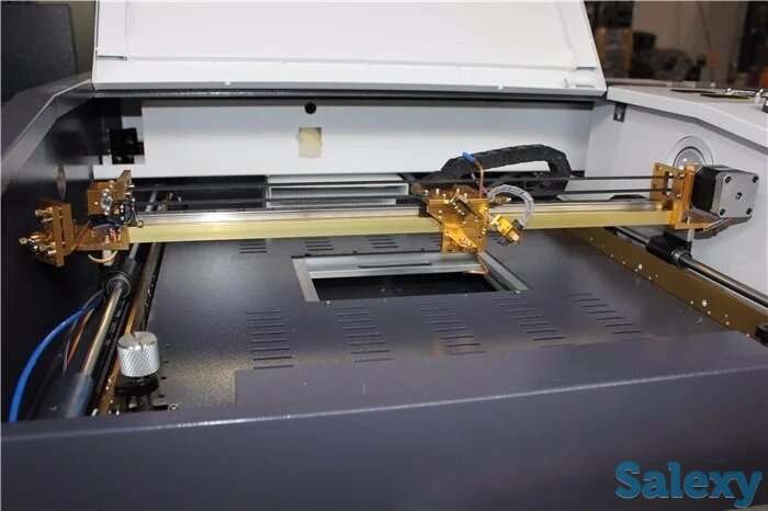 Лазерный станок 60*40cm М2 40W настольный (МЕТАЛЛИЧЕСКИЕ НАПРАВЛЯЮЩИЕ), фотография 3