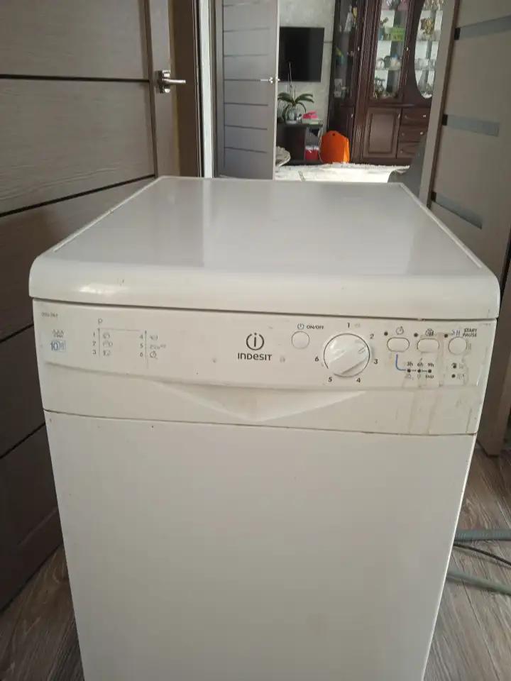 Продам посудомоичную машинку индезит бу, фотография 1
