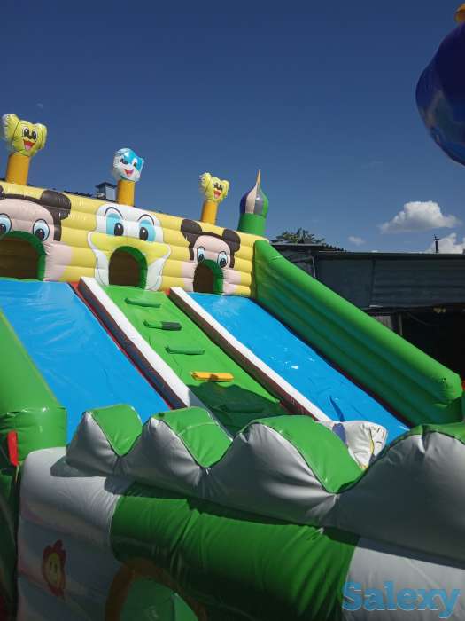 Надувной батут б/у в идеальном состоянии.  Надувной батут 