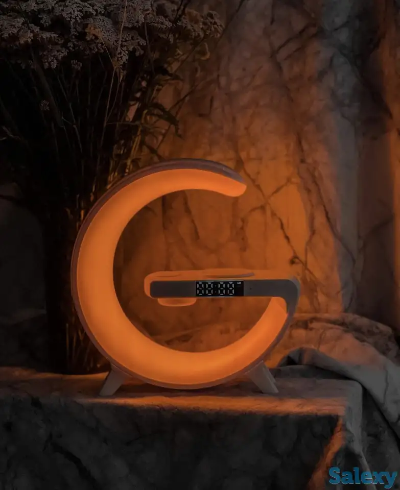 LED Светильник со встроенной беспроводной зарядкой для телефона и колонкой, фотография 4