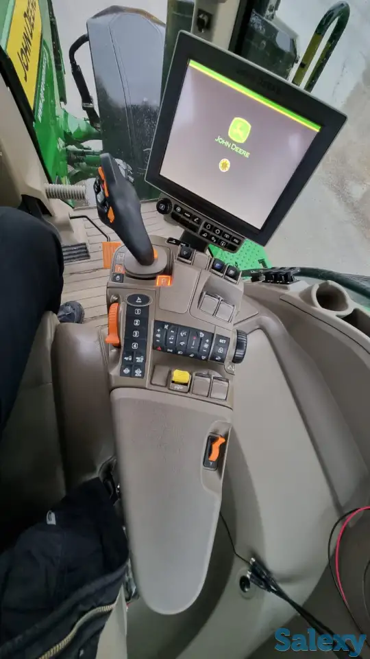 Трактор John Deere 8R 310 2021, фотография 6