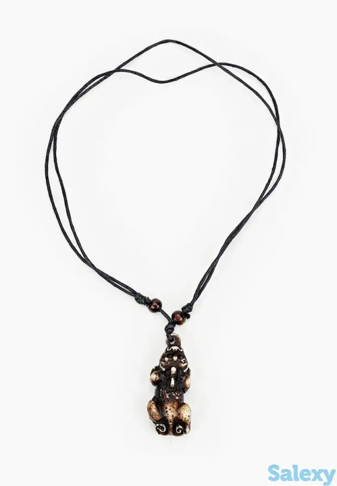 Кулон nothing but love, фотография 1