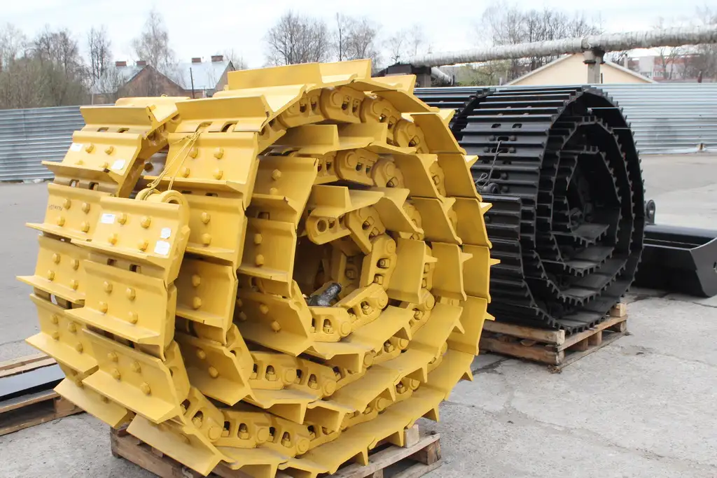 Гусеницы в сборе с башмаками траками для экскаватора., фотография 3