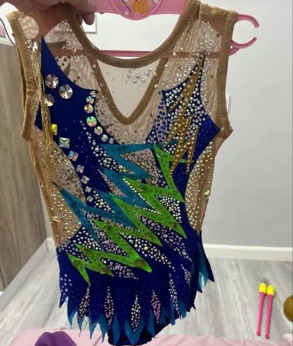 Продаю купальник для художественной гимнастики за 15.000 тг, фотография 1