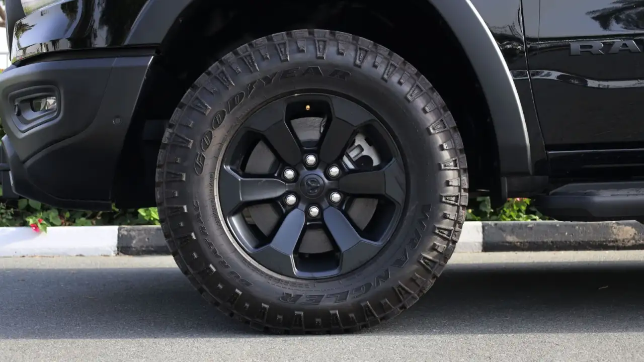 2024 RAM 1500 TRX CREW CAB 4x4 6.2L V8 SRT 0KM, фотография 13