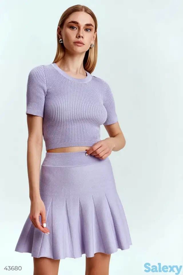 Футболка кроп из трикотажа, фотография 1