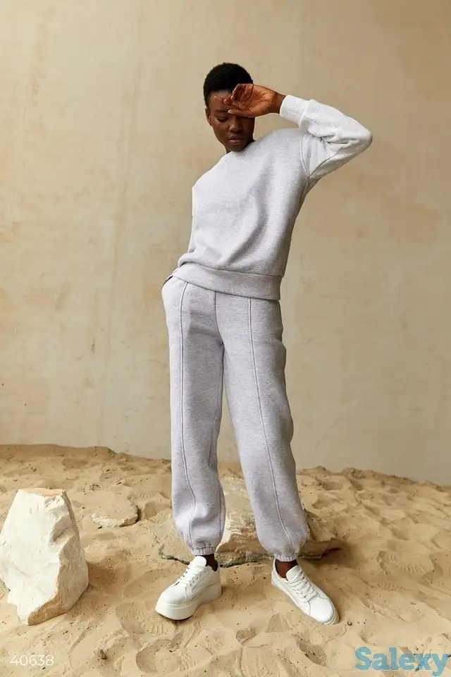 Серый костюм на флисе с брюками, фотография 1