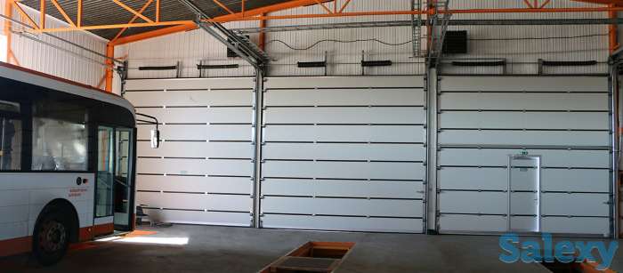 Промышленные секционные ворота DoorHan 3000 х 2500, фотография 2
