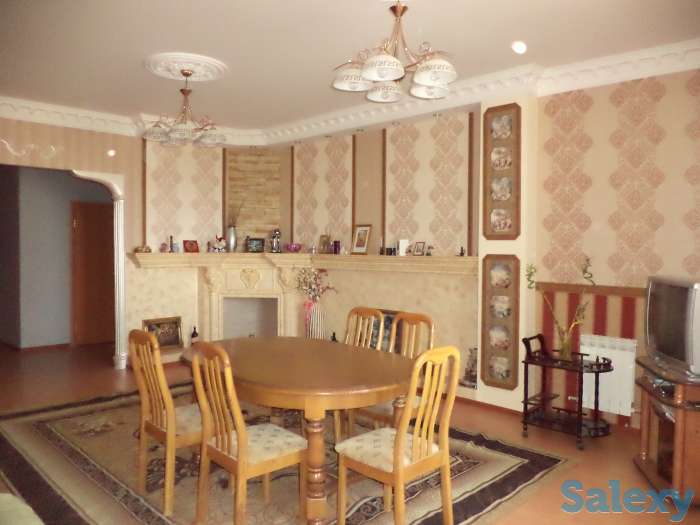 Продам 2-х комнатную квартиру на главной площади страны, фотография 4