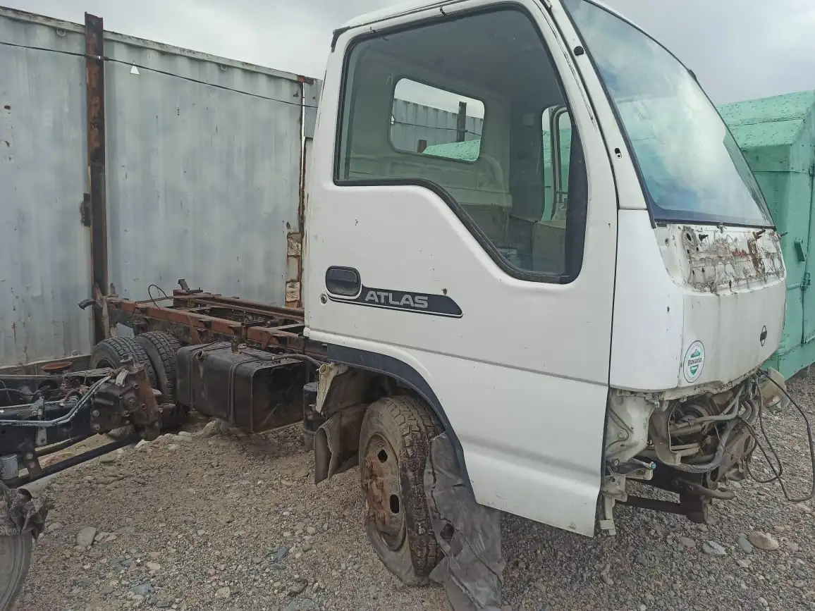 Кабина с рамой на ниссан атлас, фотография 2