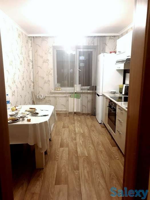 Продам Улучшенную Трех комнатную квартиру на КШТ в кирпичном доме год постройки 2008, 84 кв.м., с ремонтом и мебелью, фотография 6