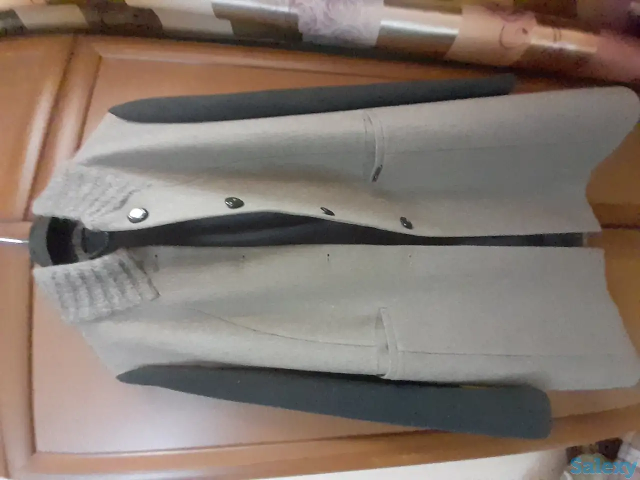 Продам пальто 3 шт. Покупала за дорого каждое. Качество отличное., фотография 1