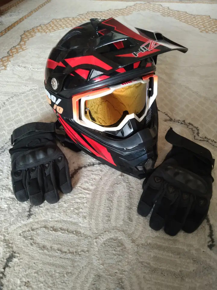 шлем мотоциклетный, фотография 1