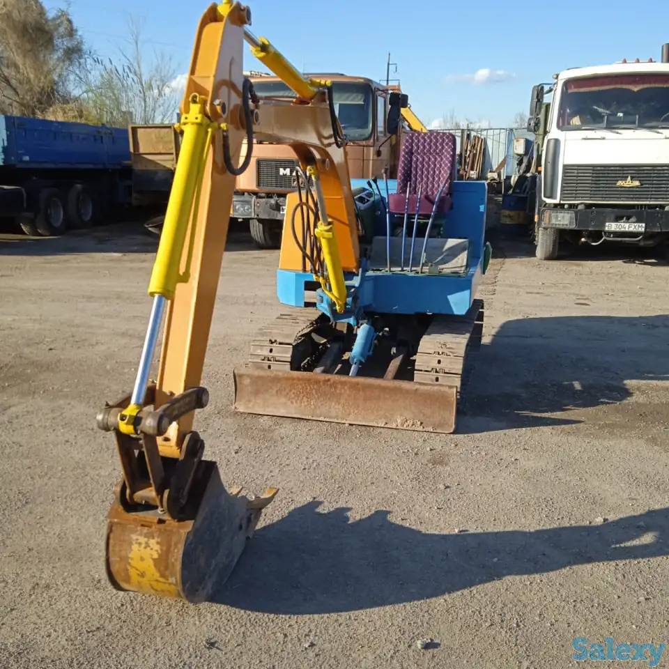 услуги мини экскаватора, фотография 2