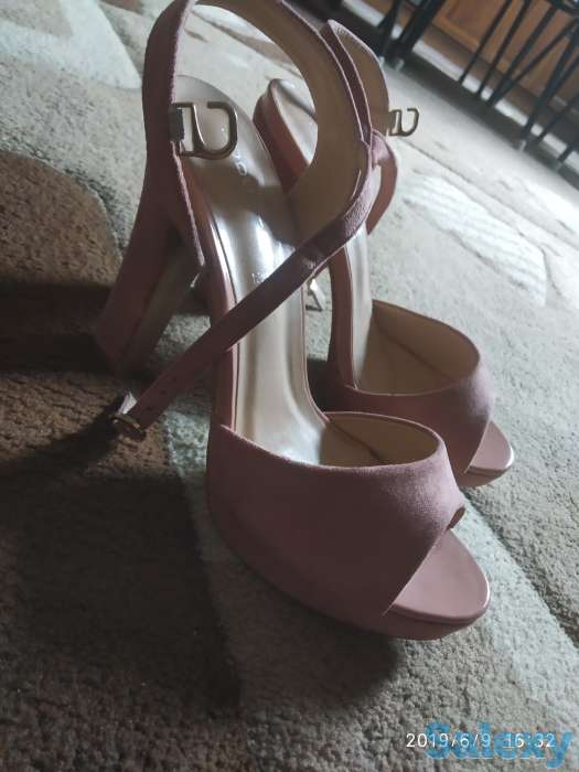Туфли на каблуке, фотография 1