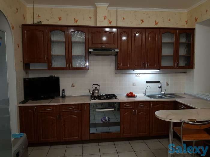 Продам очень красивый кухонный гарнитур, фотография 1