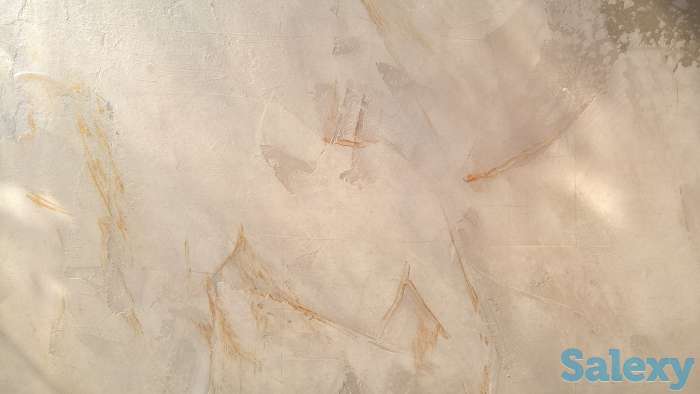 реставрация старого декора стен.нанесение декорактивной венецианки от белого до темно-серого колора., фотография 1