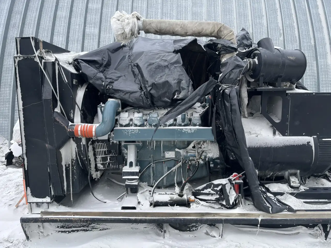 Дизельная станция AKSA AD700, фотография 1