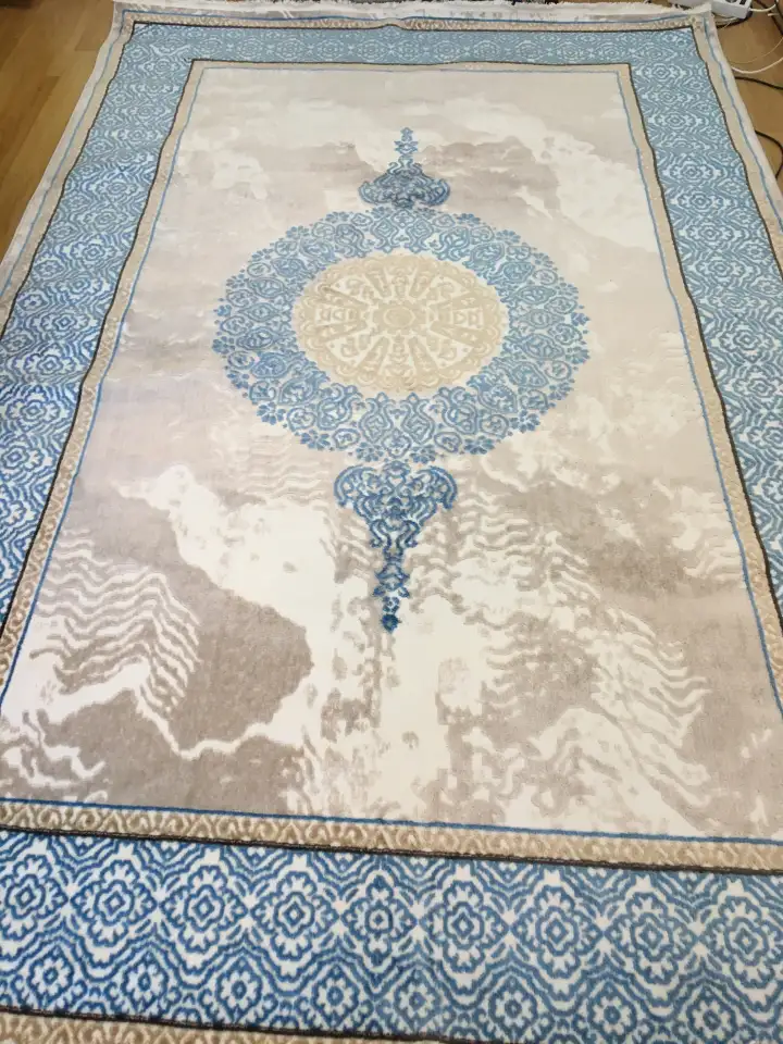 Продается  новый  ковер   размером   2  на  3  м ., красивой  расцветки ,, фотография 3