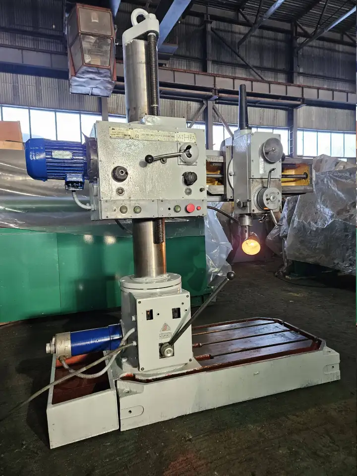 Станок радиально-сверлильный 2К52-1., фотография 1