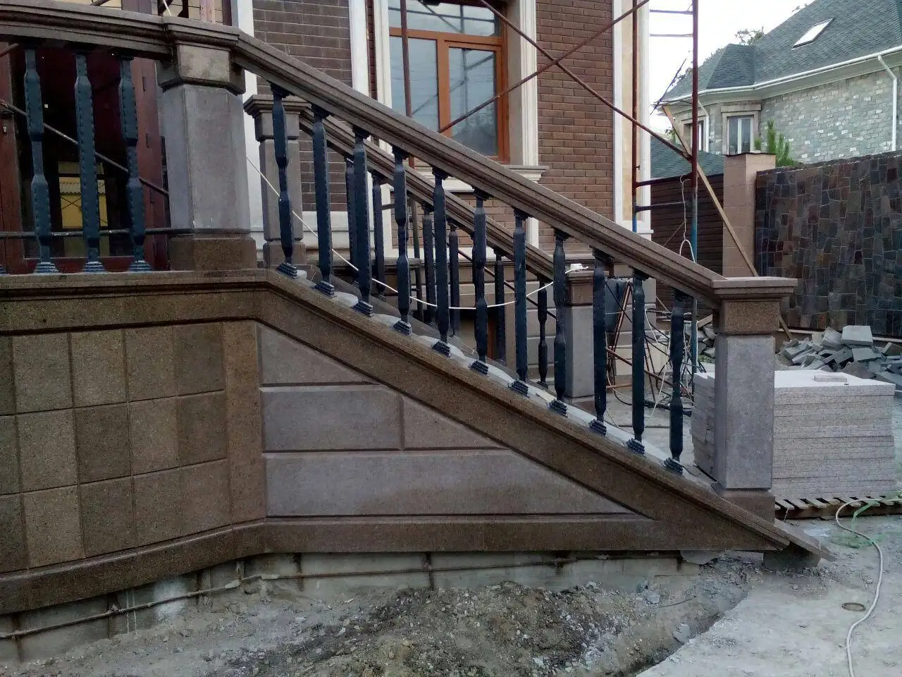 Проектируем и монтируем наружные и внутренние лестницы в дом и офисы. замеры бесплатно. 20 лет опыта, фотография 6