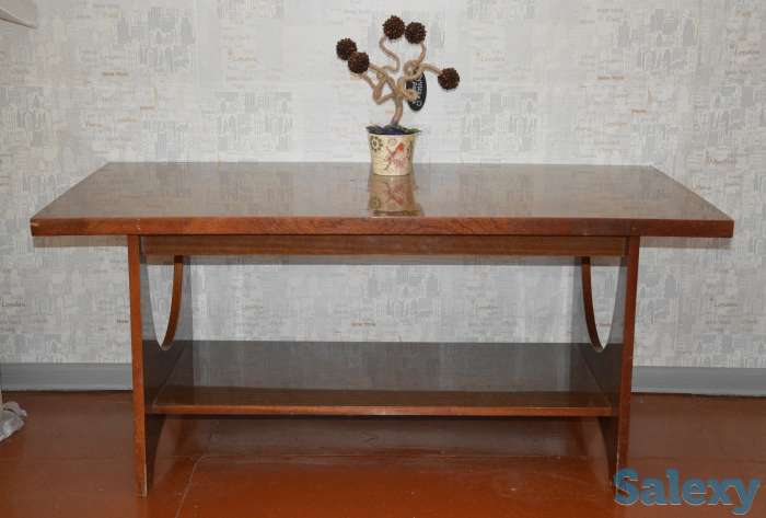 журнальный стол, фотография 2