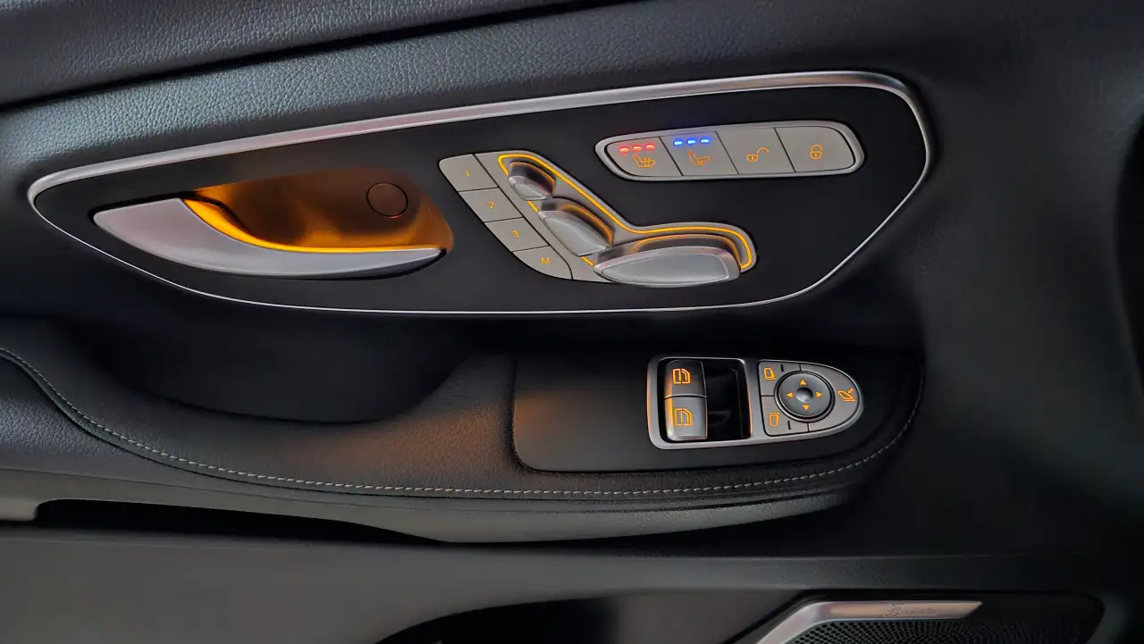 Продаю Мерседес v300d 4matik AMG, фотография 7