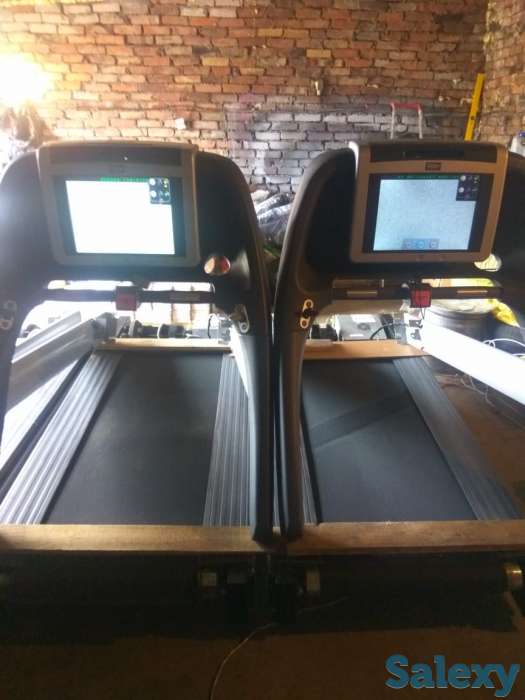 Профессиональные беговые дорожки Technogym, фотография 6