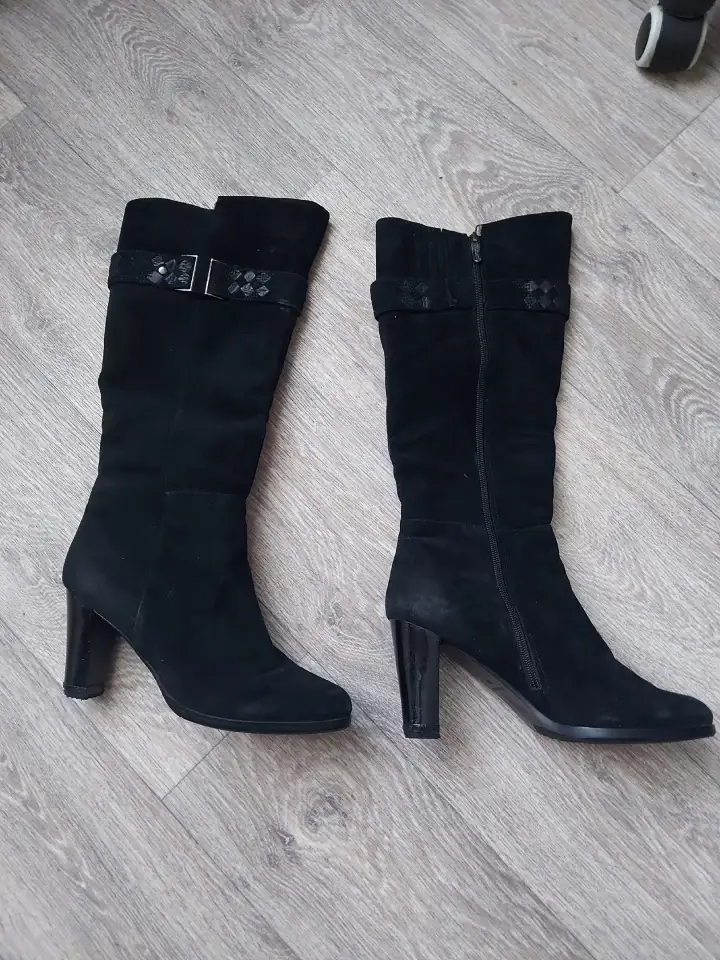 продам зимние женские сапоги на каблуке натур.замша, фотография 1