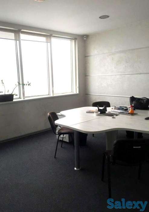 В престижном БЦ 