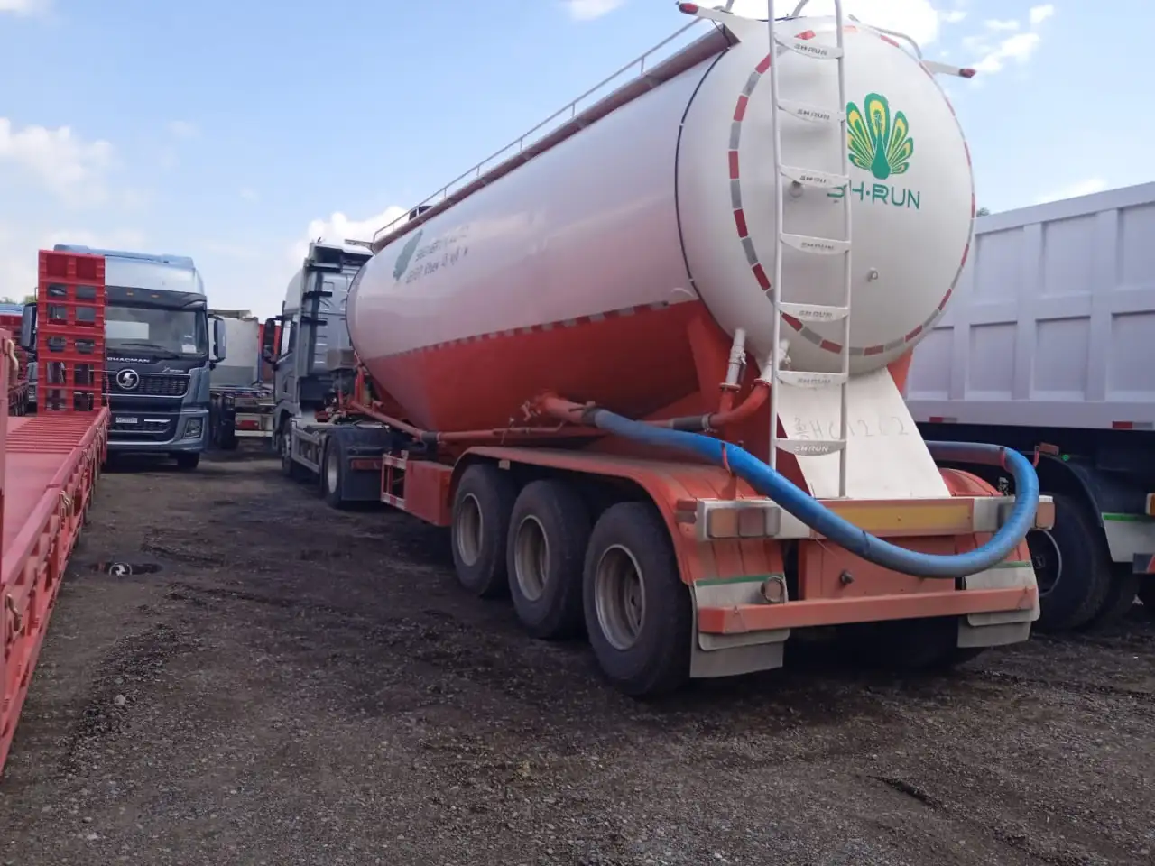 цементовоз, фотография 5