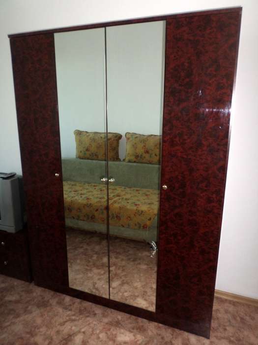 Шкаф + 2 прикроватные тумбочки, фотография 1