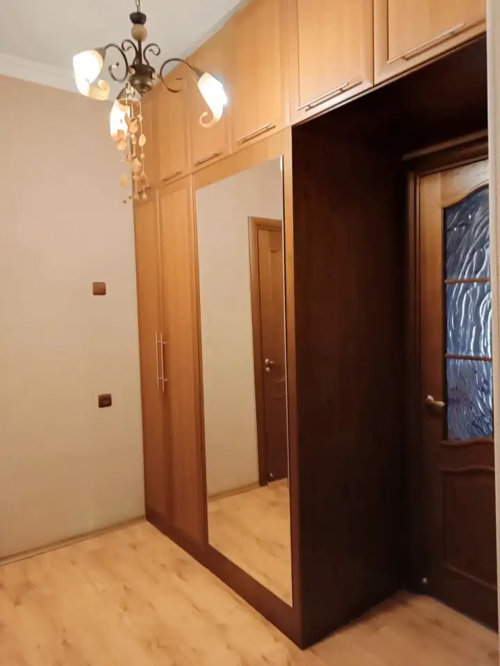 Продается 1-ком. квартира, общая площадь 38.1 кв.м., кухня 8 кв.м. на 3 этаже, фотография 9