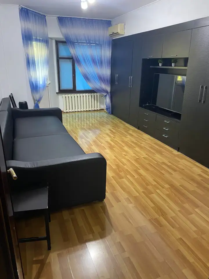 Двушка в самом центре Алматы недорого срочно, 68 кв.м., фотография 4