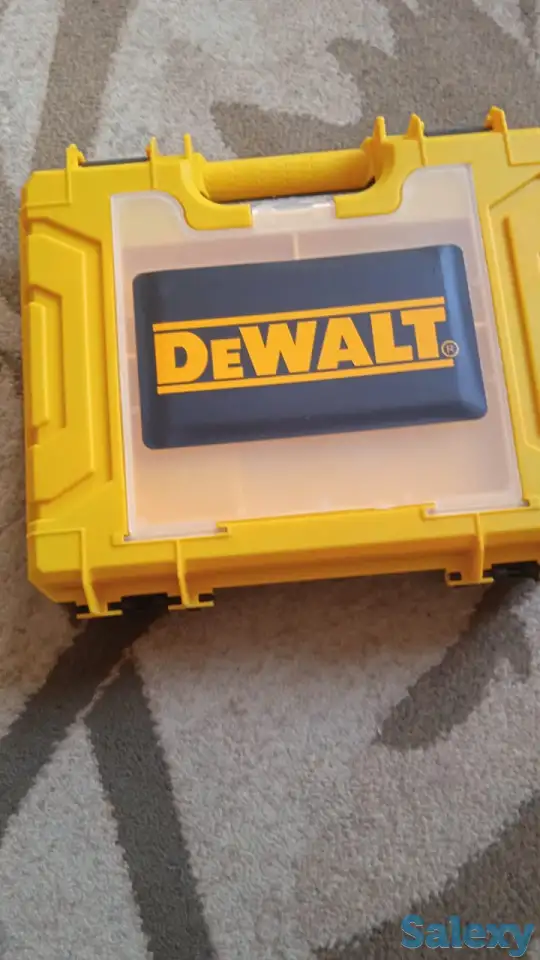 Шуруповерт DeWalt новый, фотография 2