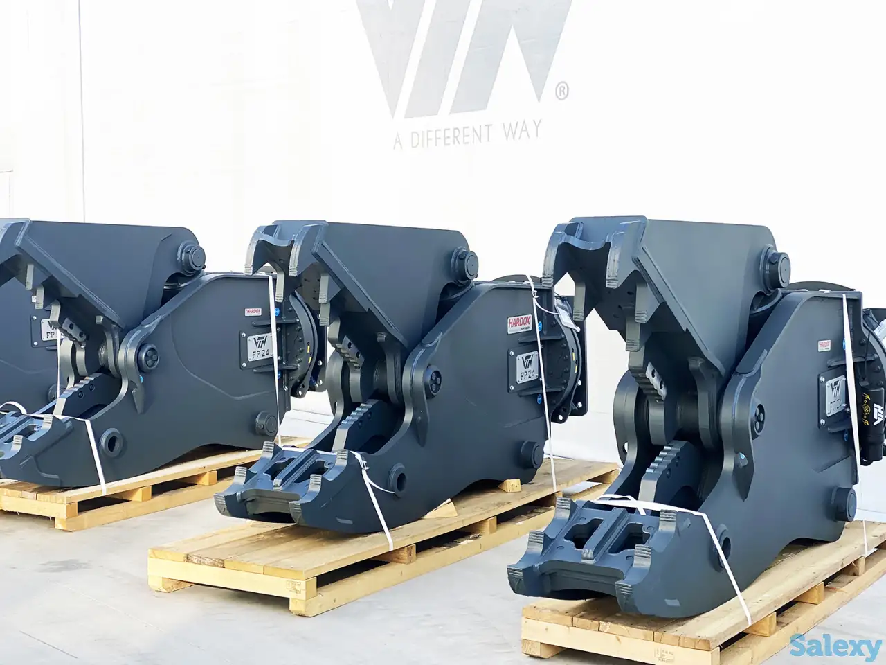 Ковш, гидромолот, ямобур, фотография 9