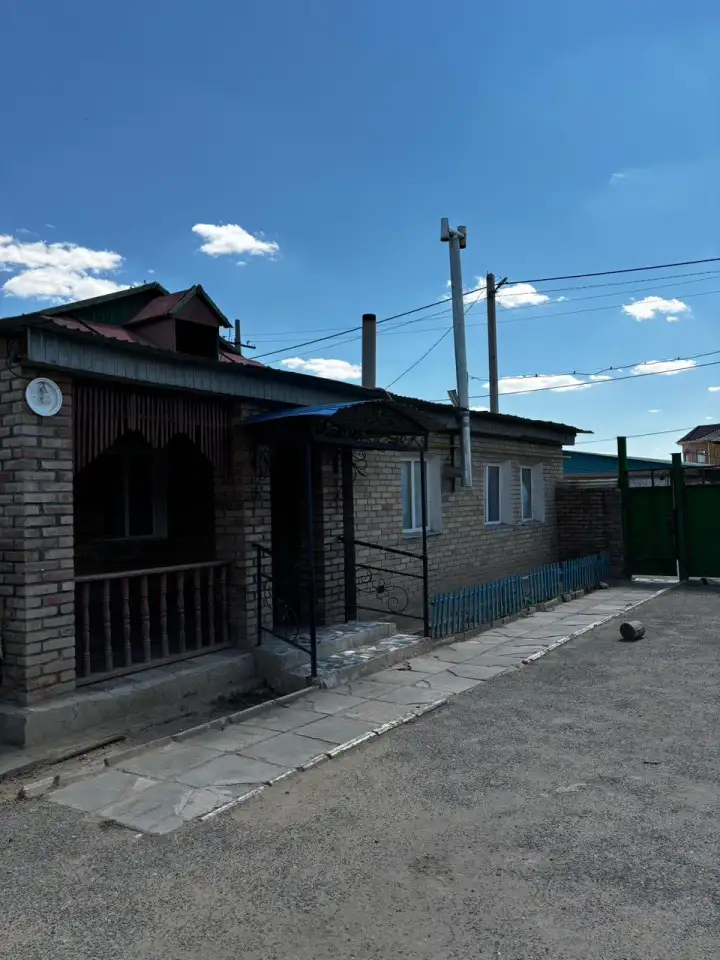 продаю дом вАкайе возлеКПП ,воемянка,гараж,садовое дерево20 соток участок, фотография 4