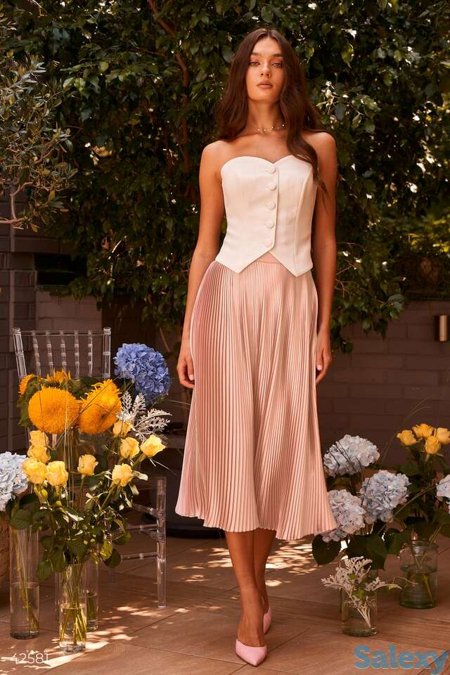 Шелковая юбка плиссе в длине миди, фотография 1