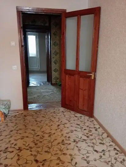 Продаётся 3-х комнатная квартира  улучшенной планировки на 9 мик-не, фотография 4