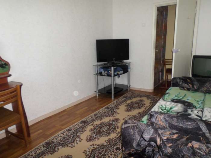 Продам 3-х комнатную квартиру по улице Новаторов 17/1, фотография 4