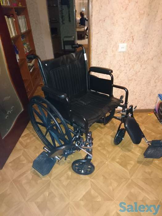 Инвалидная коляска, фотография 1