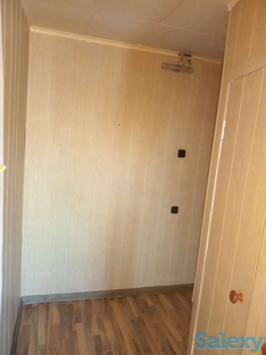 продается 2 комнатная квартира в центре города, 6 микрорайон, 14 дом, фотография 3