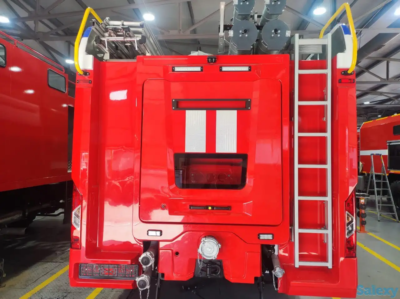 Пожарная автоцистерна на шасси Hongyan АЦ-5,0-40/4 (4X2), фотография 10