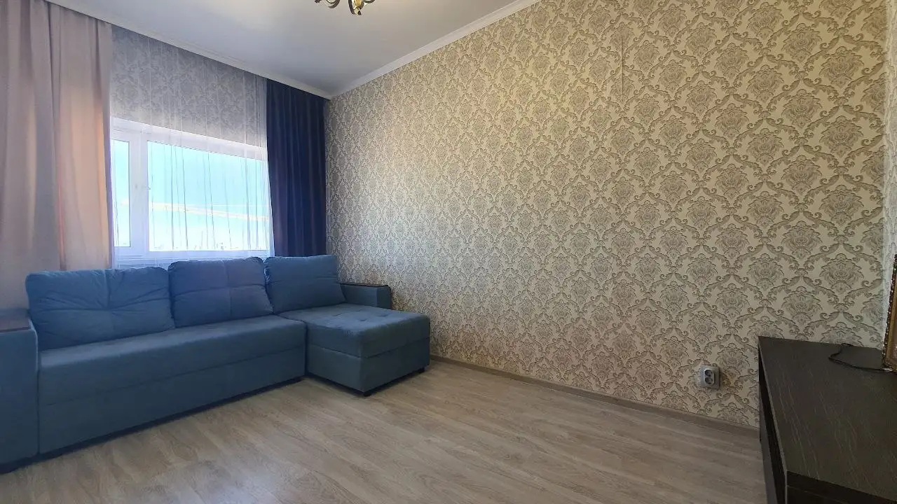 Продам 2 комнатную квартиру с ремонтом и мебелью., Е430 2А, фотография 2