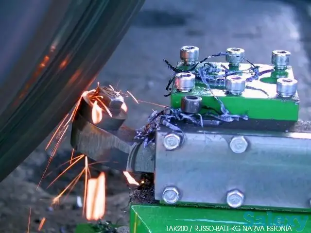 Мобильный колесотокарный станок 1АК200 - обточка колес без выкатки, фотография 5